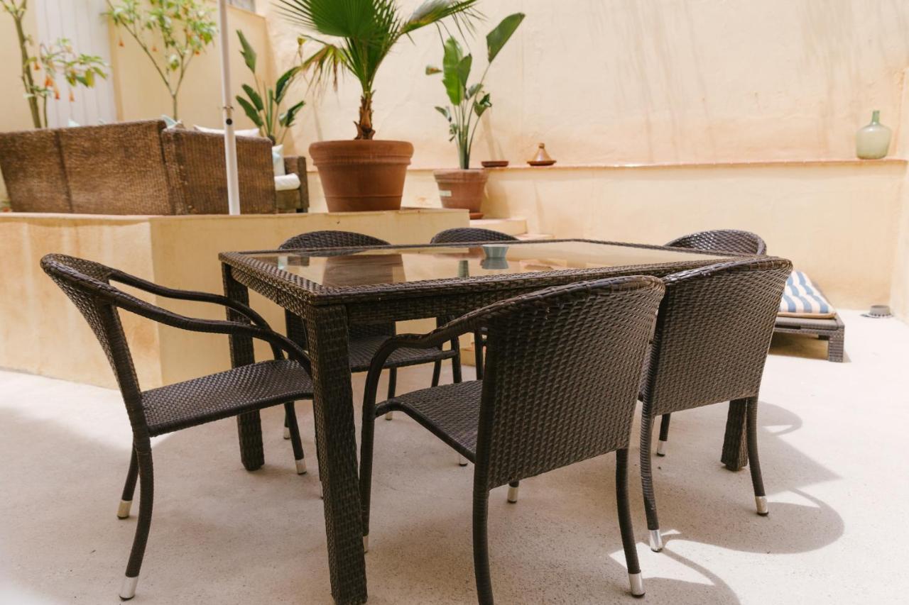 Ambb-private Patio-steps Away From Old Town Appartement