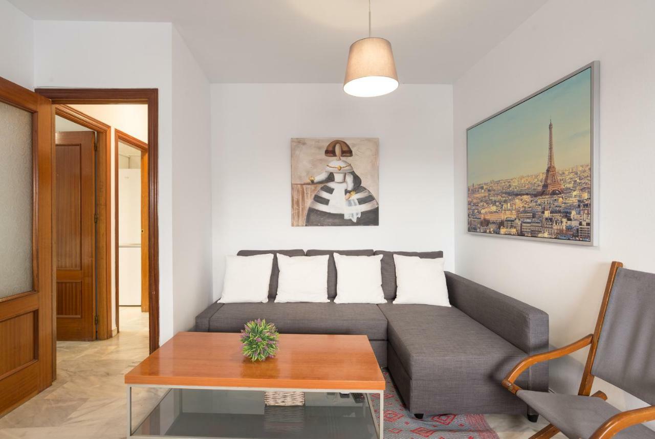 Apartment Ambb-private Patio-steps Away From Old Town Málaga